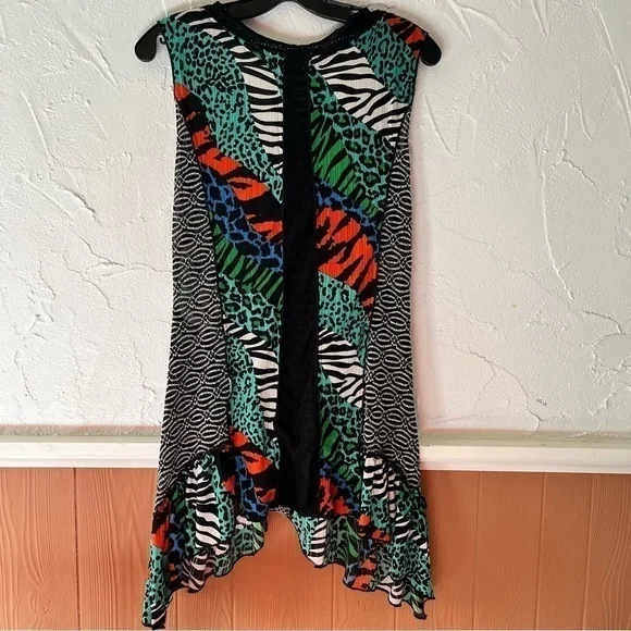 Minkas Multi Pattern Tunic Size Medium - Picture 3 of 7